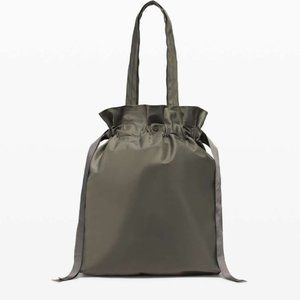 Lululemon “Easy As Sunday” Tote Sage Olive Color
